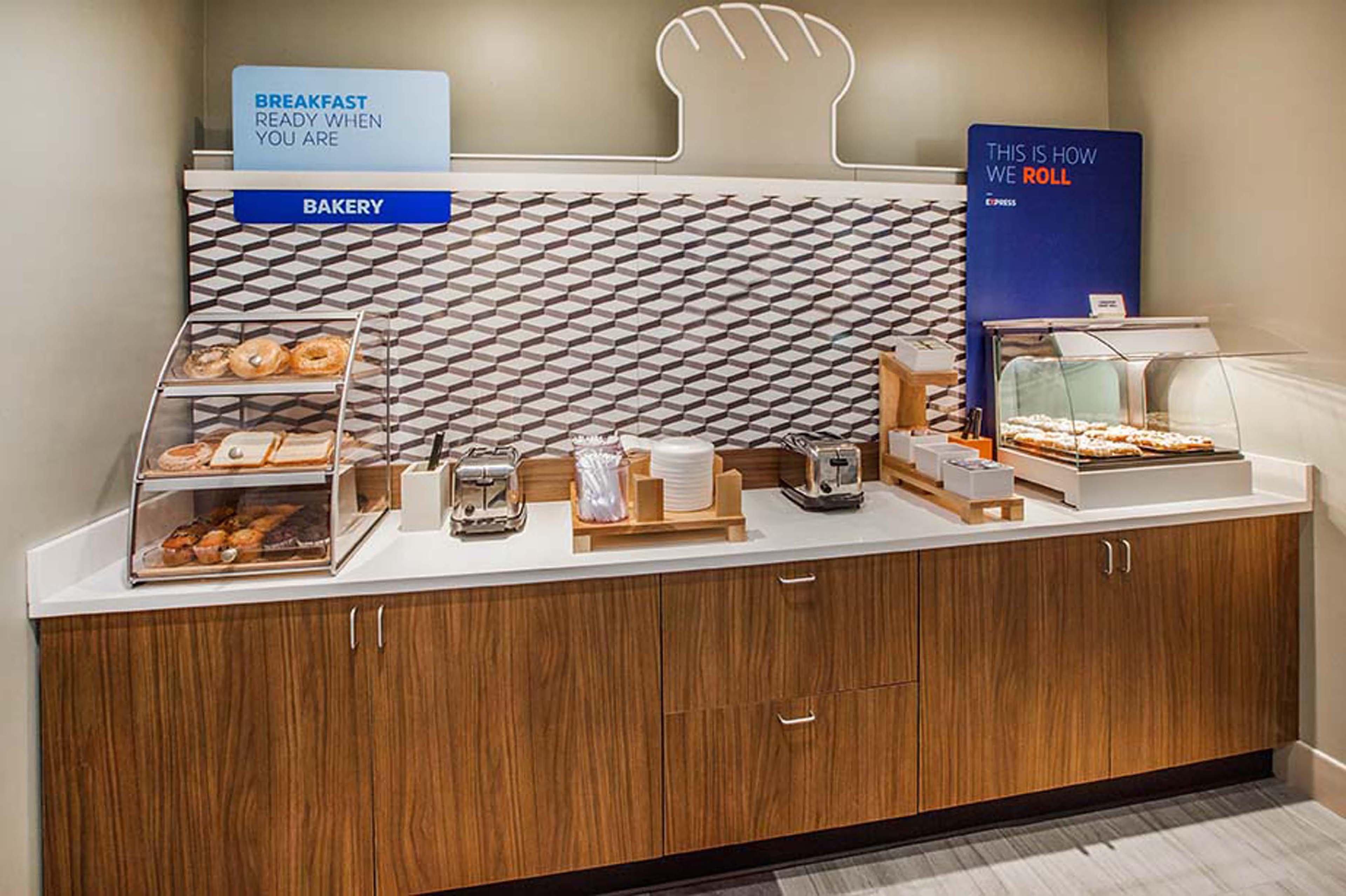 Holiday Inn Express Hotel And Suites Fort Worth/I-20 Ngoại thất bức ảnh