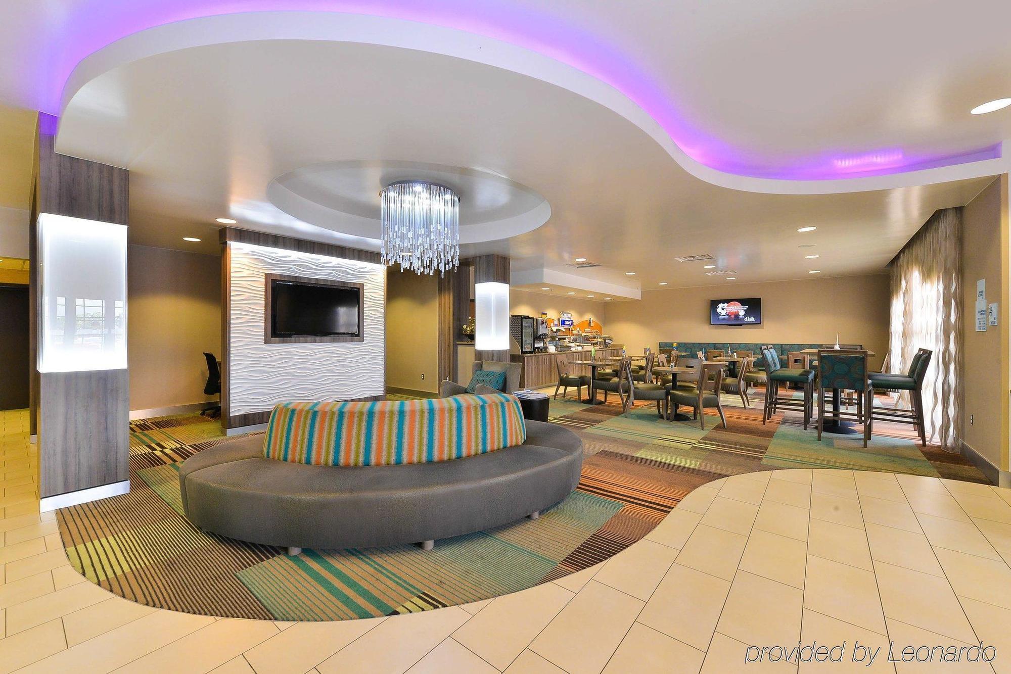 Holiday Inn Express Hotel And Suites Fort Worth/I-20 Ngoại thất bức ảnh